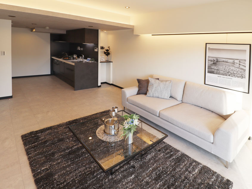 新本牧弐番館 301号室